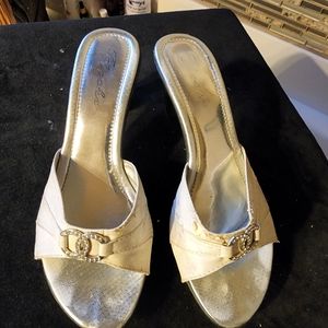 LADIES SHOES